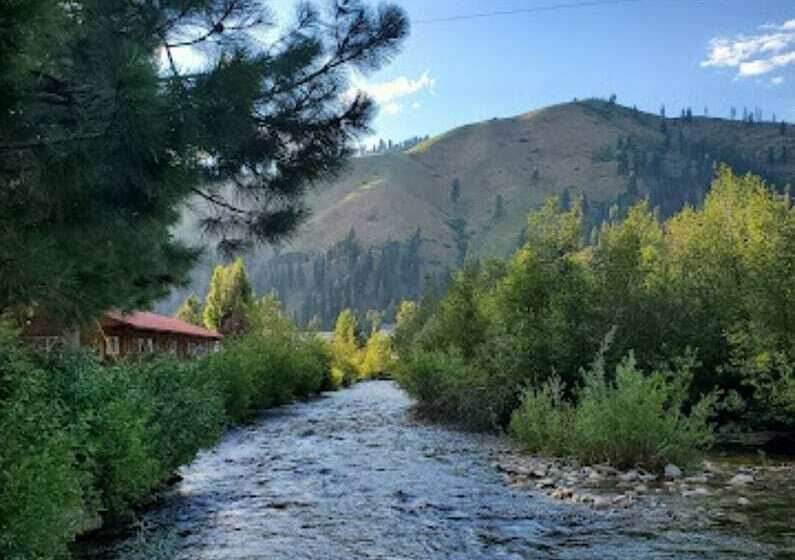 Southfork Lodge Cabin 3