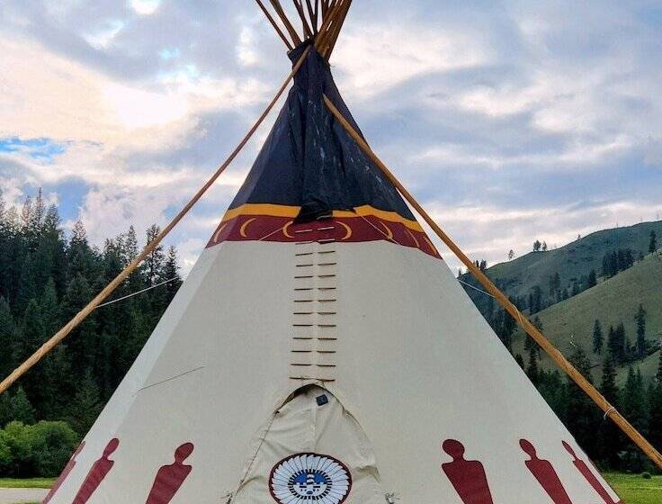 Southfork Lodge Cabin 3