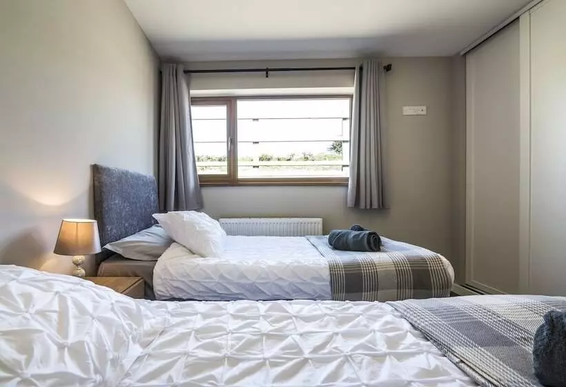 The Beacon   3 Bed   Ludchurch