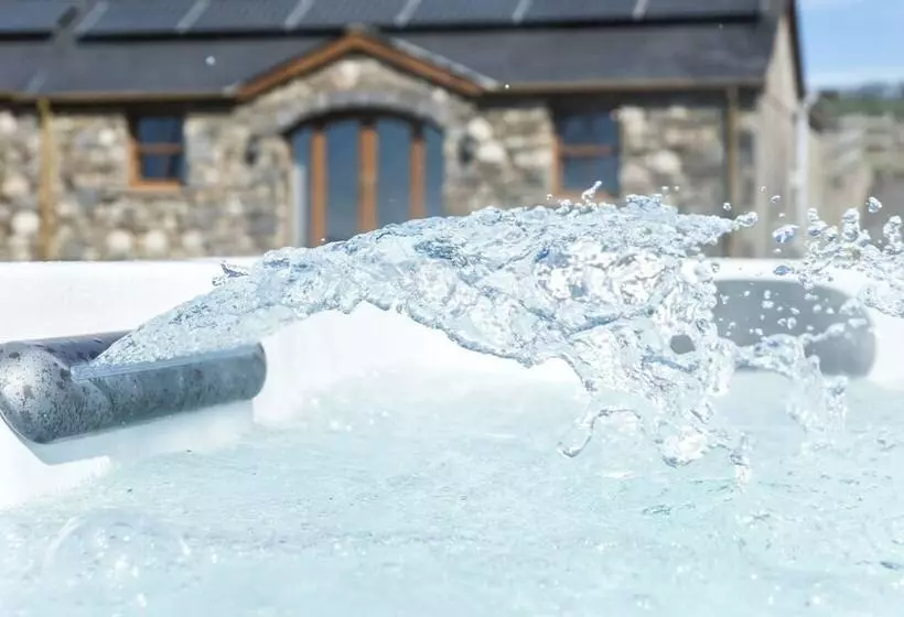 The Beacon   3 Bed   Ludchurch