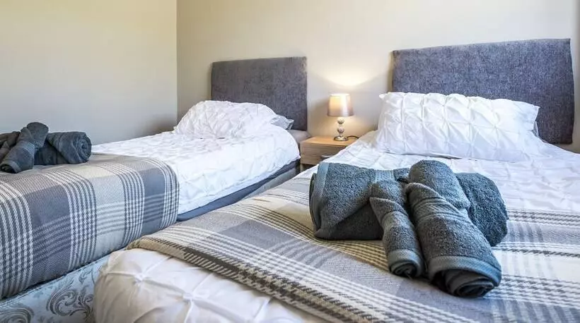 The Beacon   3 Bed   Ludchurch