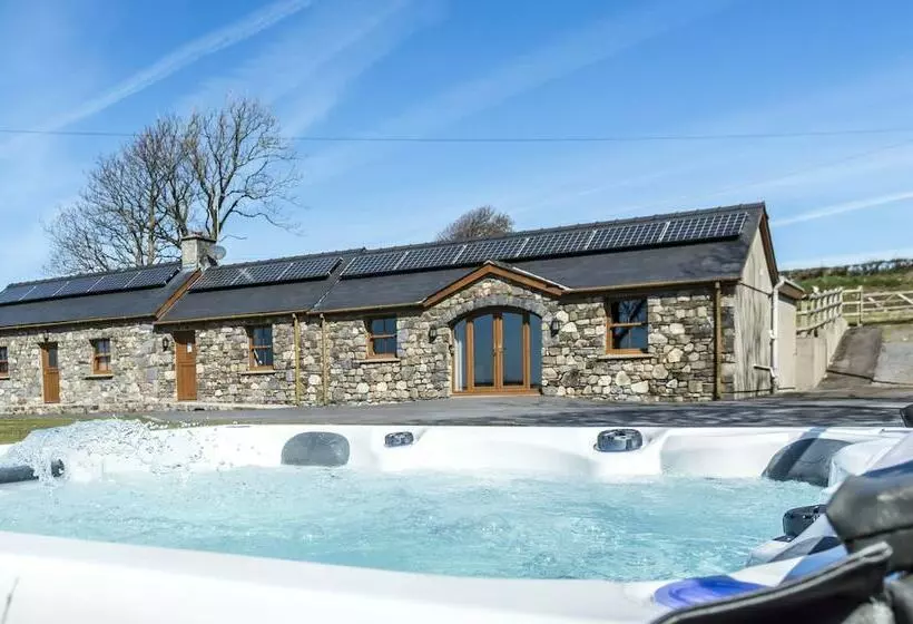 The Beacon   3 Bed   Ludchurch