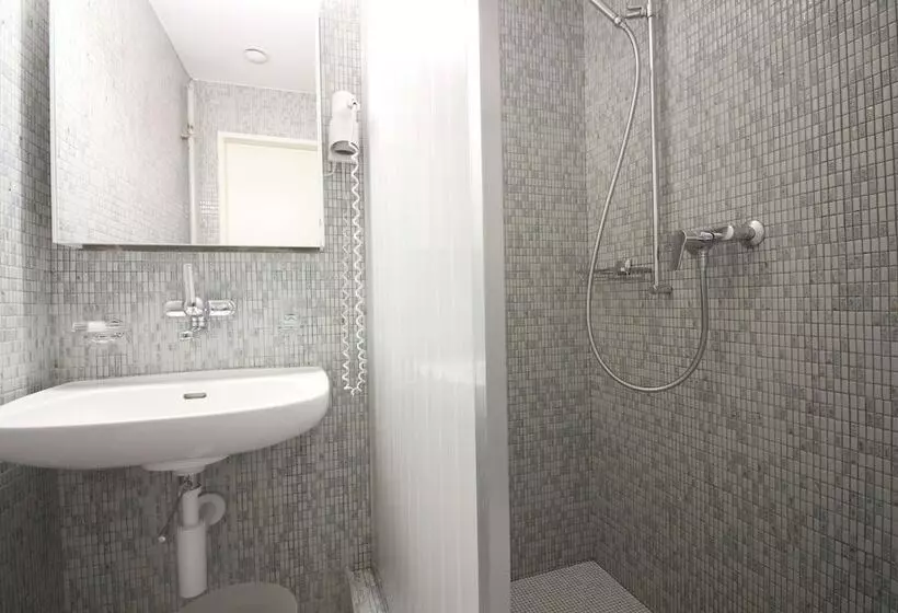 Apartments Swiss Star Aussersihl