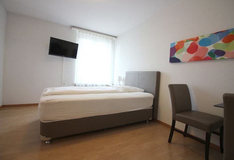 Apartments Swiss Star Aussersihl