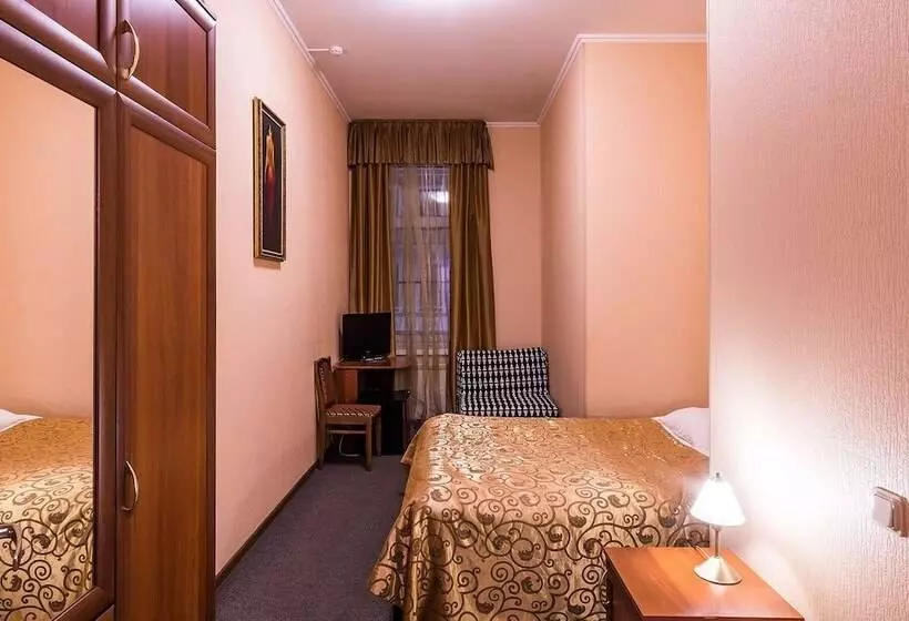 Hotelli Bolshoy 19 Mini