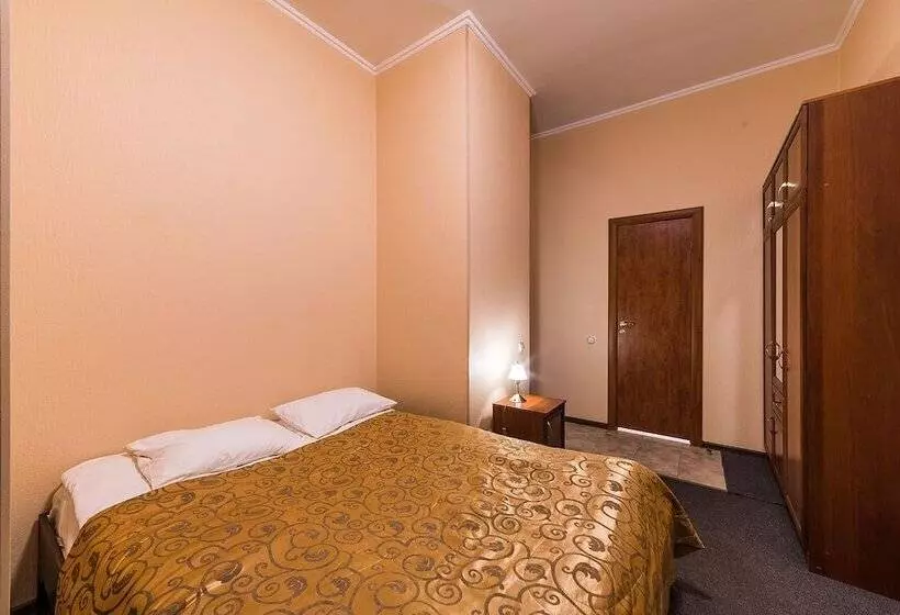 Hotelli Bolshoy 19 Mini