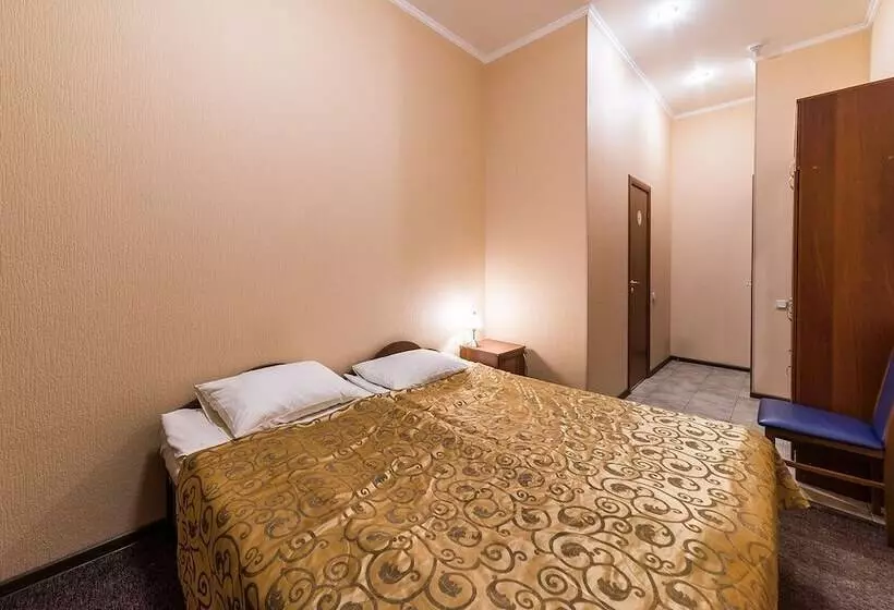 Hotelli Bolshoy 19 Mini