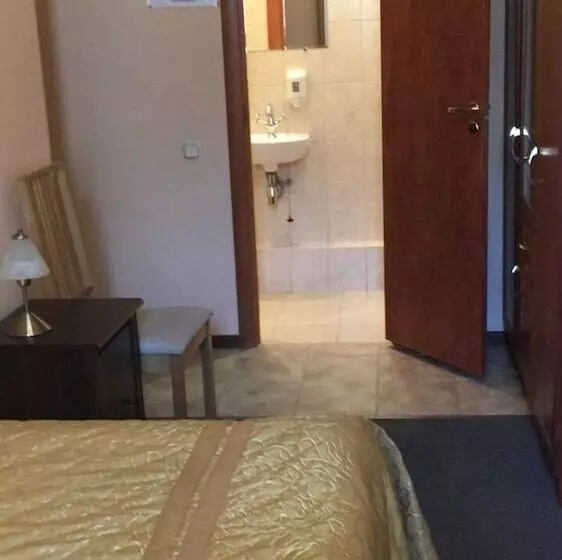 Hotelli Bolshoy 19 Mini