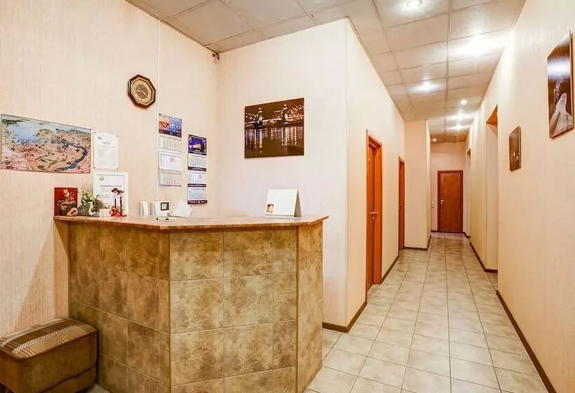 Hotelli Bolshoy 19 Mini