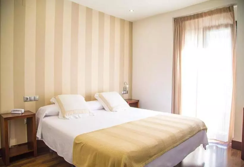 هتل Cordoba Carpe Diem