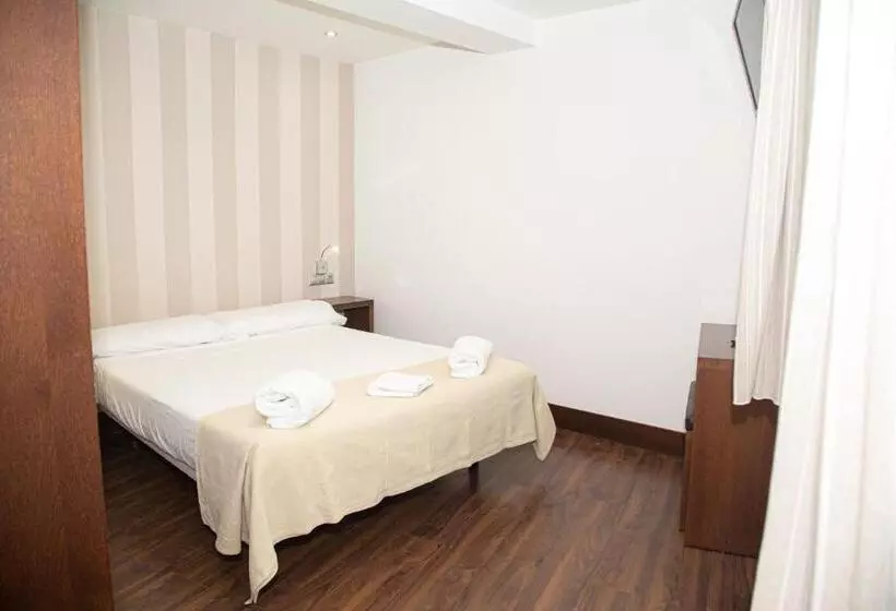 هتل Cordoba Carpe Diem