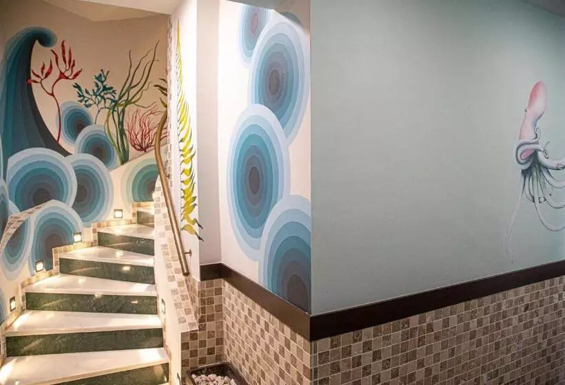 هتل Cordoba Carpe Diem