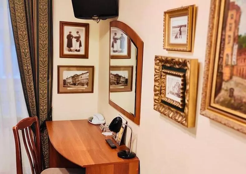 ホテル Kholstomer