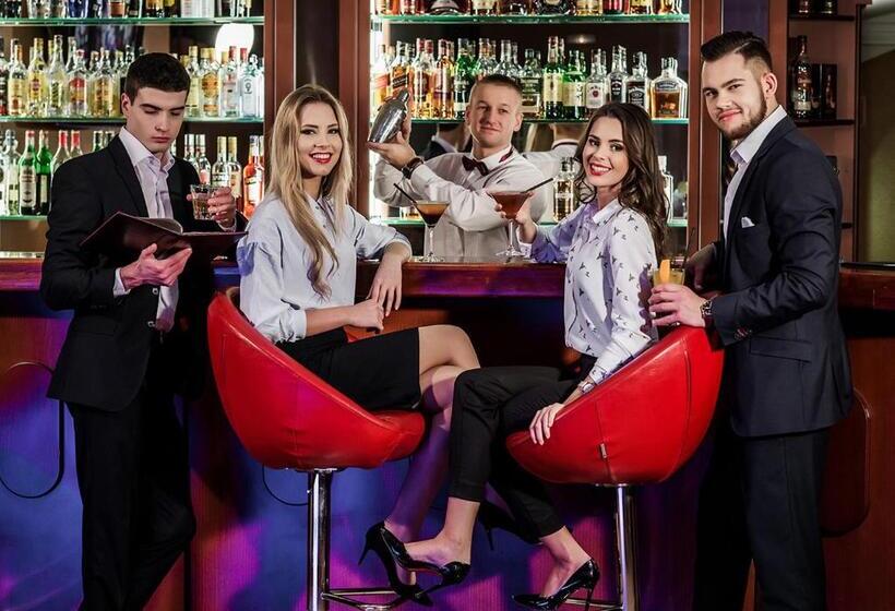 هتل Lord   Warsaw Airport