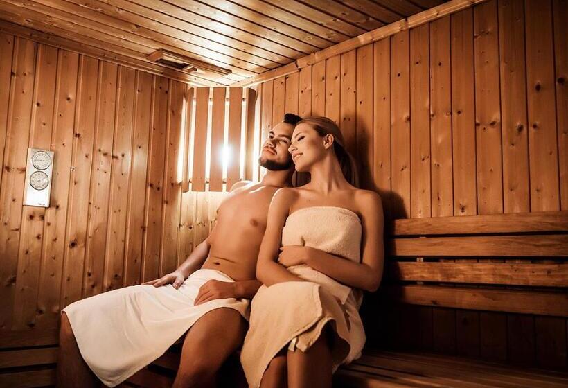 هتل Lord   Warsaw Airport