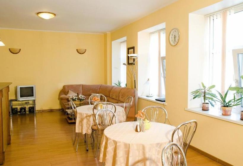 فندق Nevsky Guest House