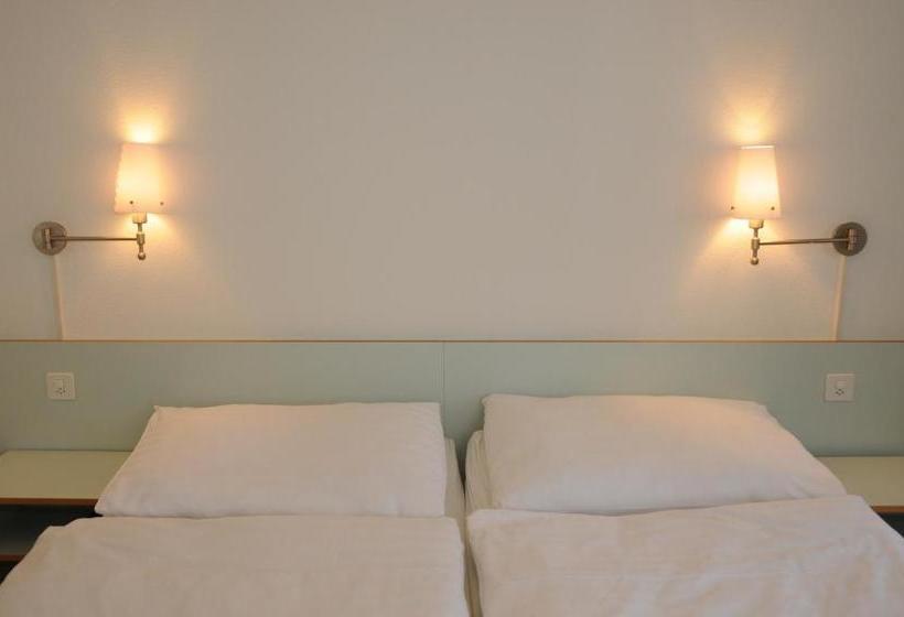 בית מלון כפרי Nydeck