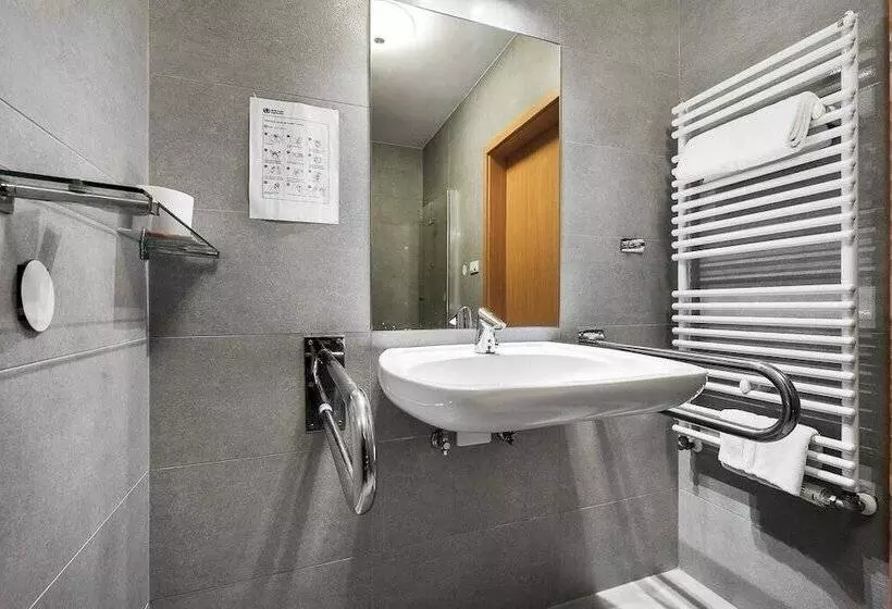 בית מלון כפרי Olivia