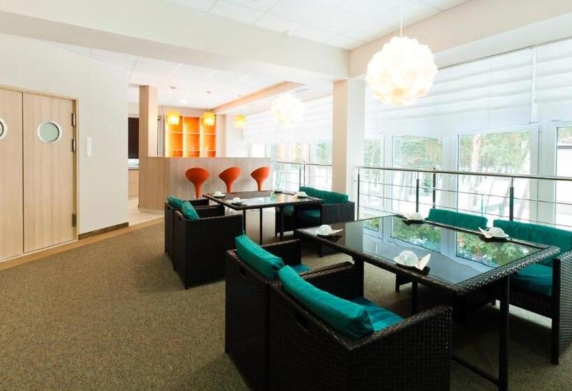 호텔 Ośrodek Wczasowy Bursztyn