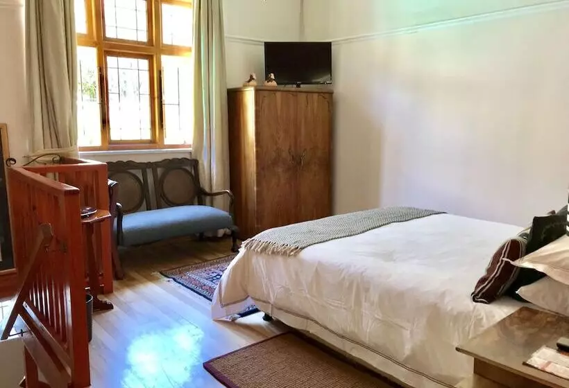 ホテル Redbourne Hilldrop Guesthouse B&b