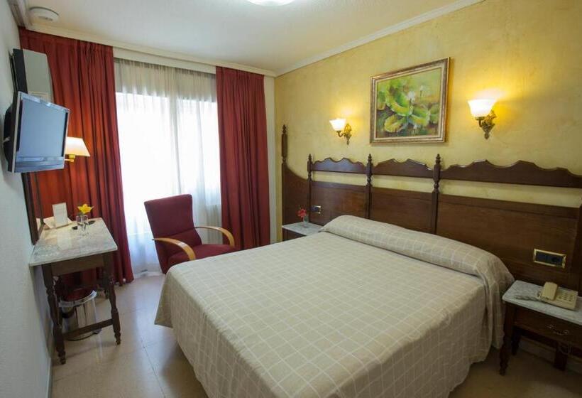 فندق Reyes Catolicos