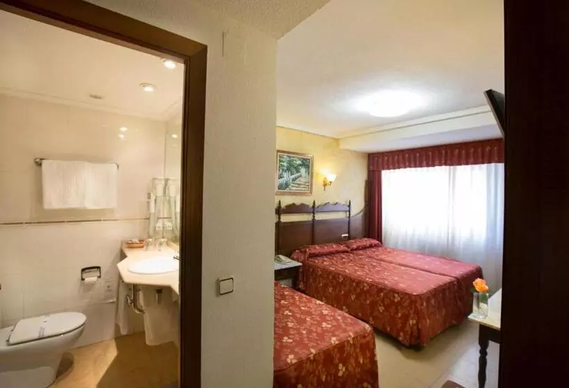 فندق Reyes Catolicos