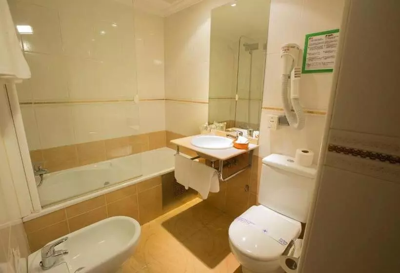 فندق Reyes Catolicos