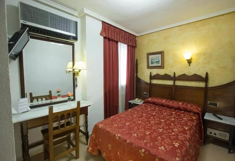 فندق Reyes Catolicos