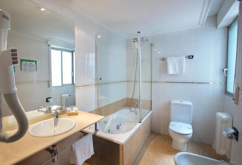 فندق Reyes Catolicos