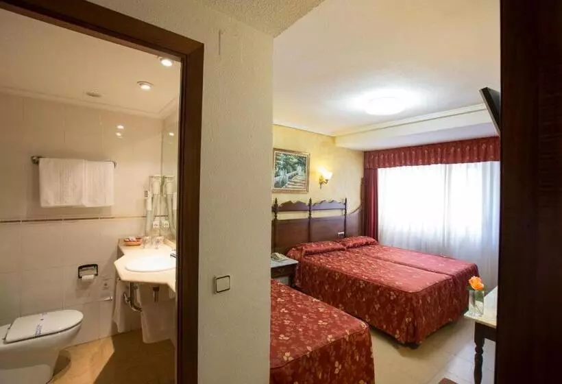 فندق Reyes Catolicos