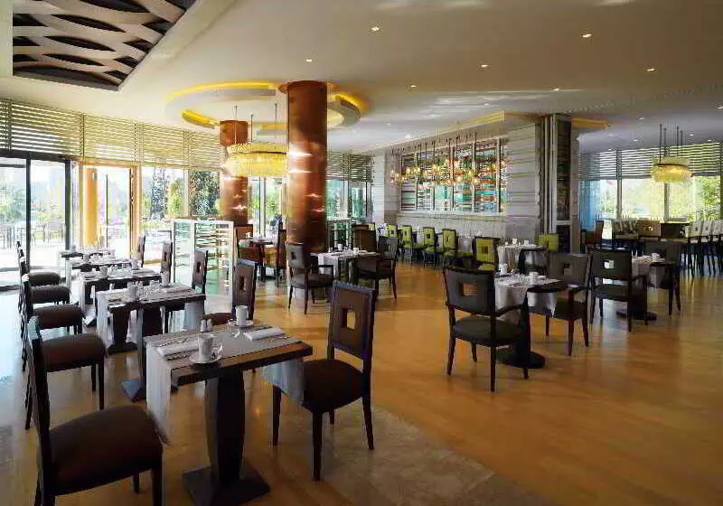 هتل Sheraton Grand Adana