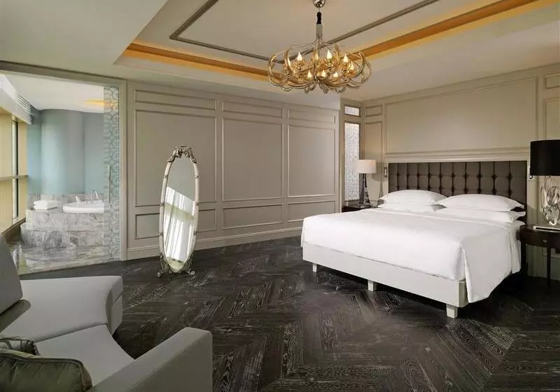 هتل Sheraton Grand Adana