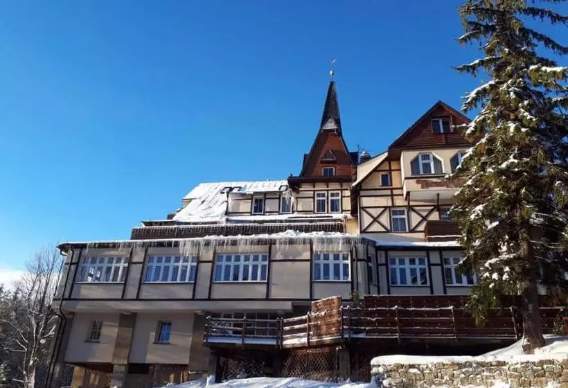 فندق Tarasy Wang