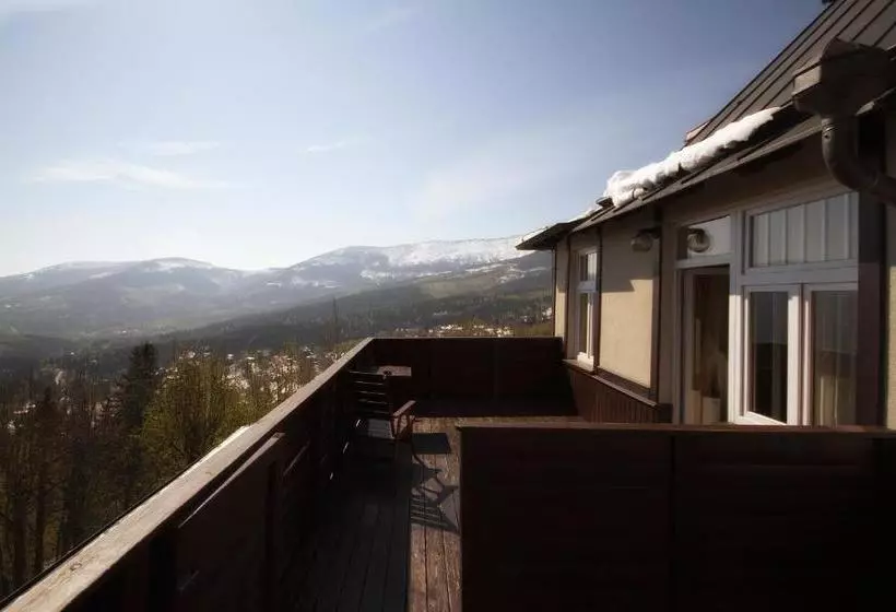 فندق Tarasy Wang