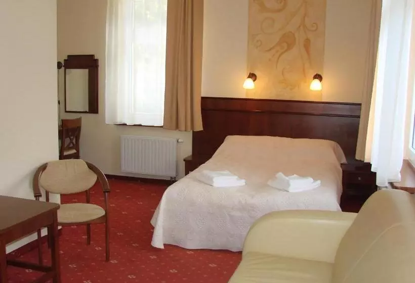 فندق Tarasy Wang