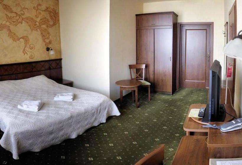 فندق Tarasy Wang