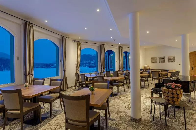 Hotel Waldhaus Am See