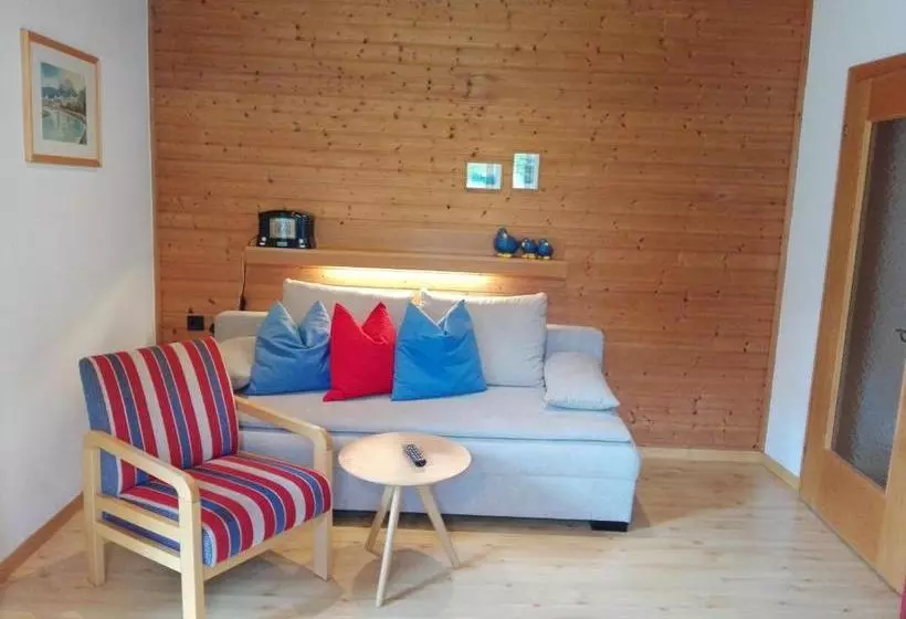 ペンション Haus Groder