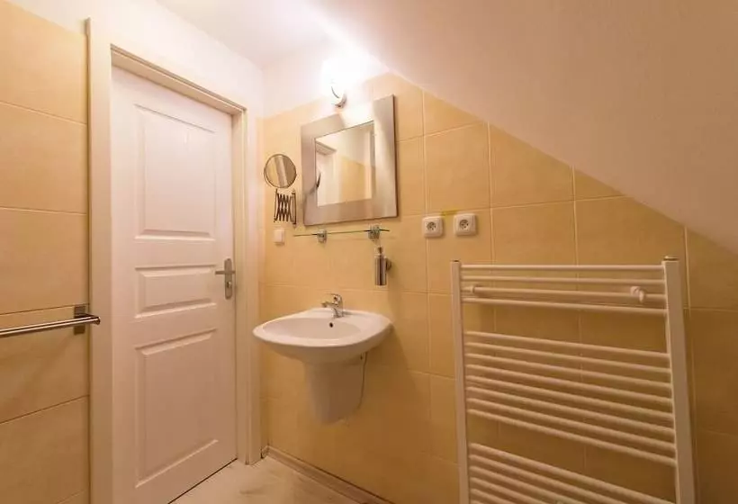 ペンション Penzion Zamecka Zahrada