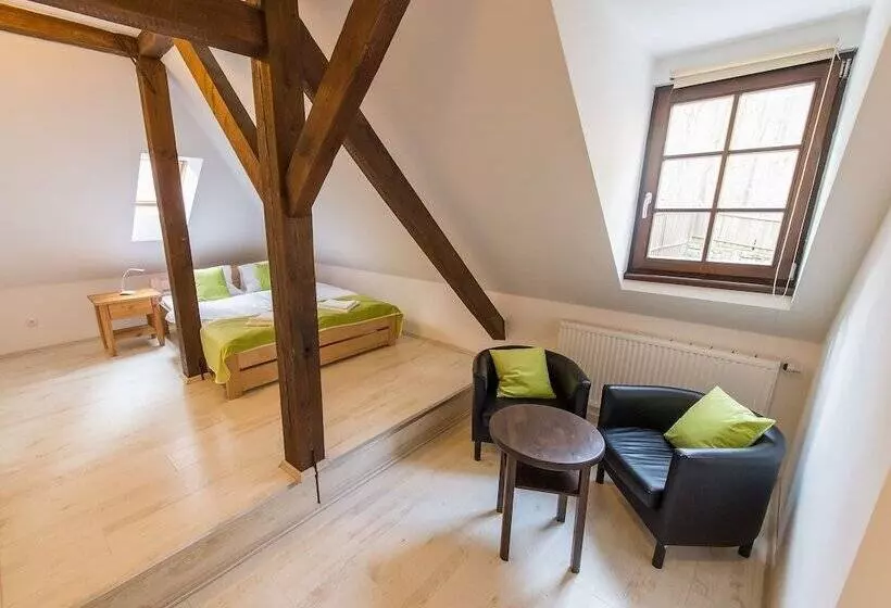 ペンション Penzion Zamecka Zahrada