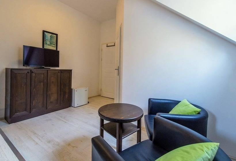 膳宿费 Penzion Zamecka Zahrada