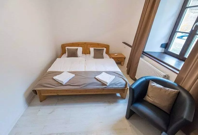 ペンション Penzion Zamecka Zahrada