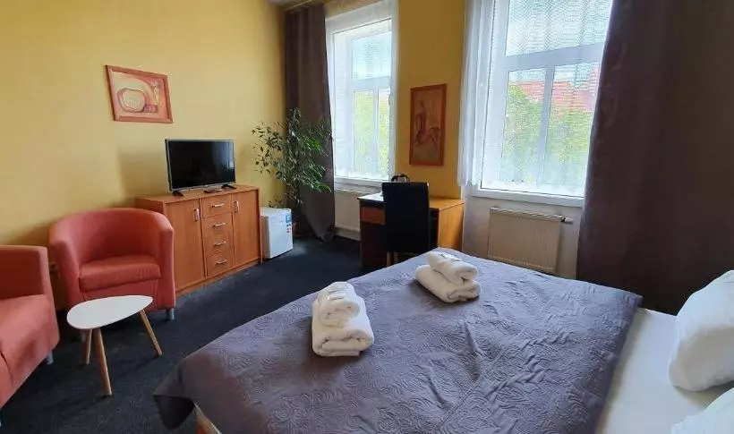 پانسیون Saraya Wellness & Penzion