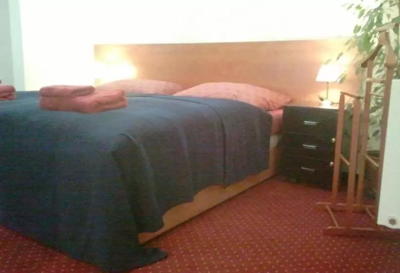 پانسیون Saraya Wellness & Penzion