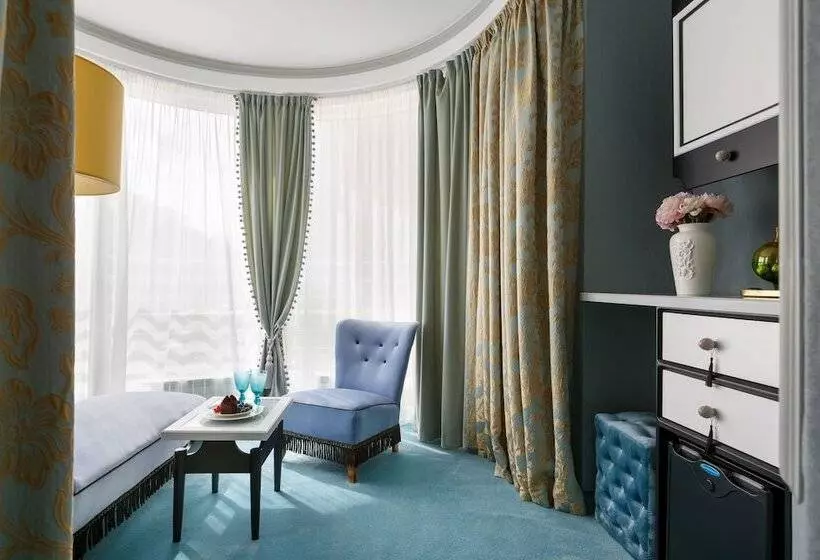 Statskij Sovetnik Hotel Zagorodnyy