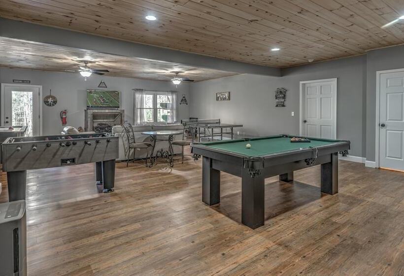 32 Acre Memory Maker By Escape To Blue Ridge