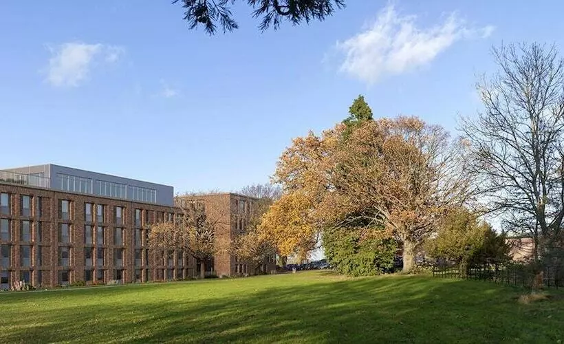 ユースホステル Comfortable Ensuite Rooms   Guildford   Campus Accommodation