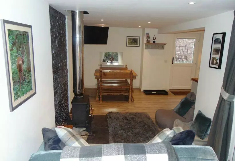 Dreamwood Cottage