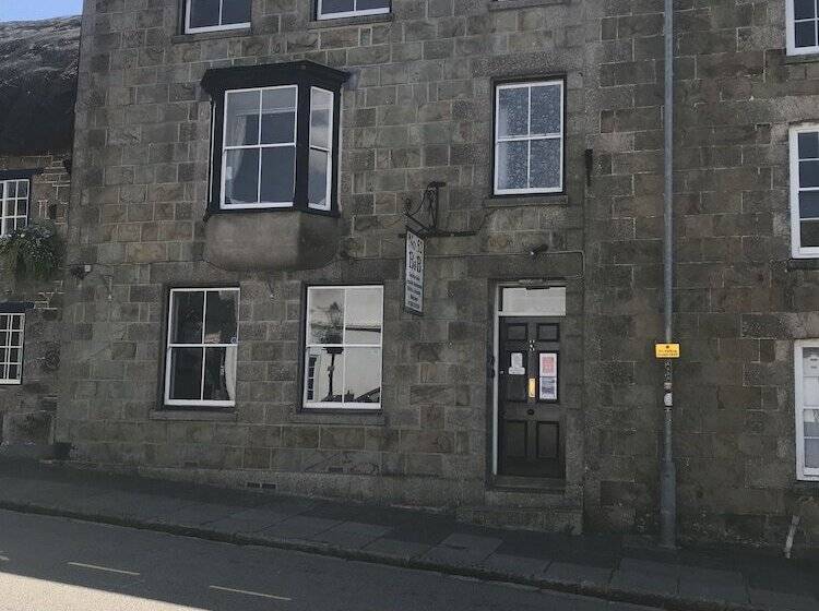 No 52 Bed And Breakfast