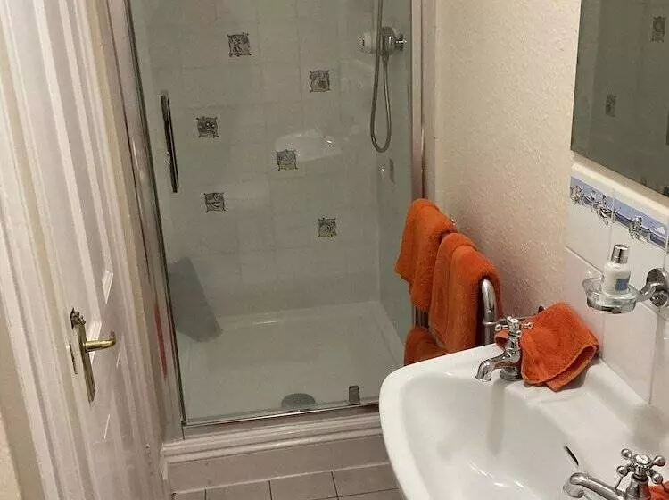 No 52 Bed And Breakfast